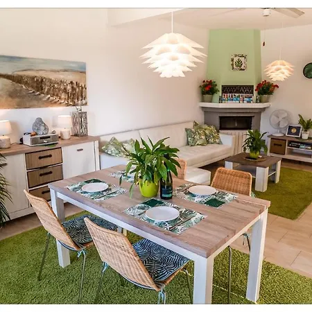 شقة Casa Palmera Cozy & Modern Seaview Eco لالفاس دبل بي